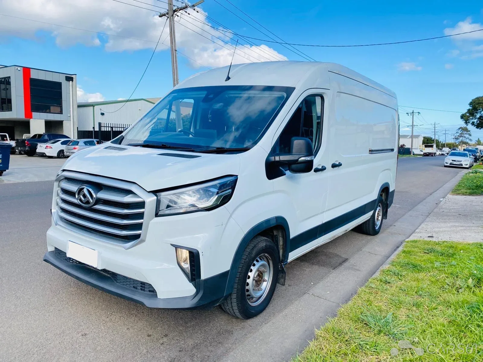 2021 LDV Deliver 9 — photo 2 of 11