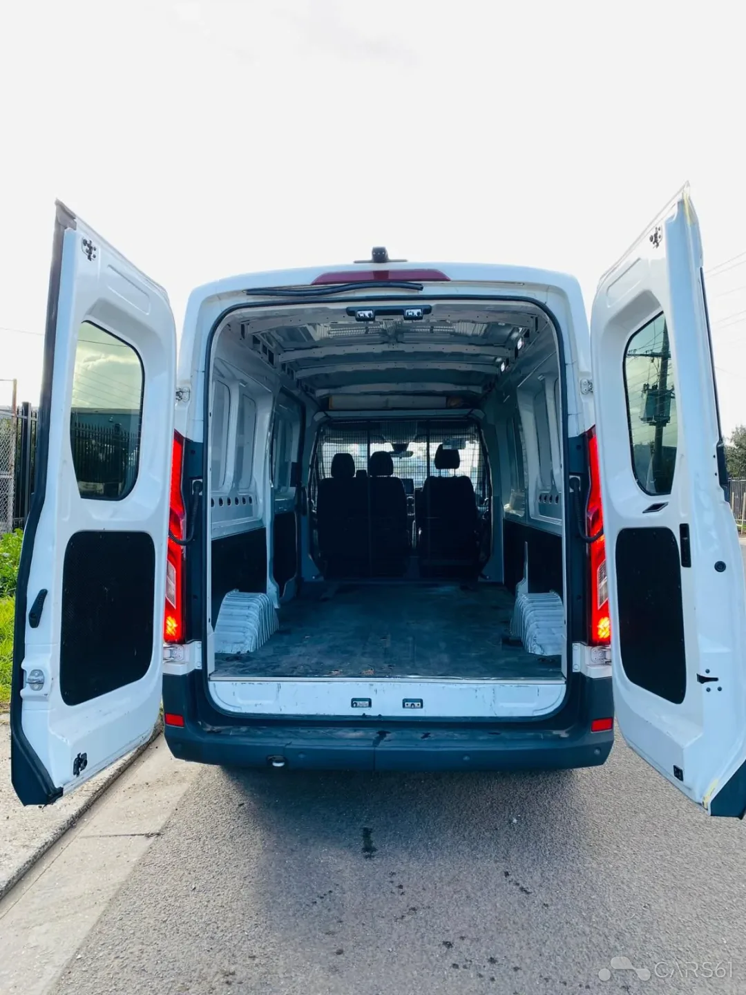 2021 LDV Deliver 9 — photo 11 of 11