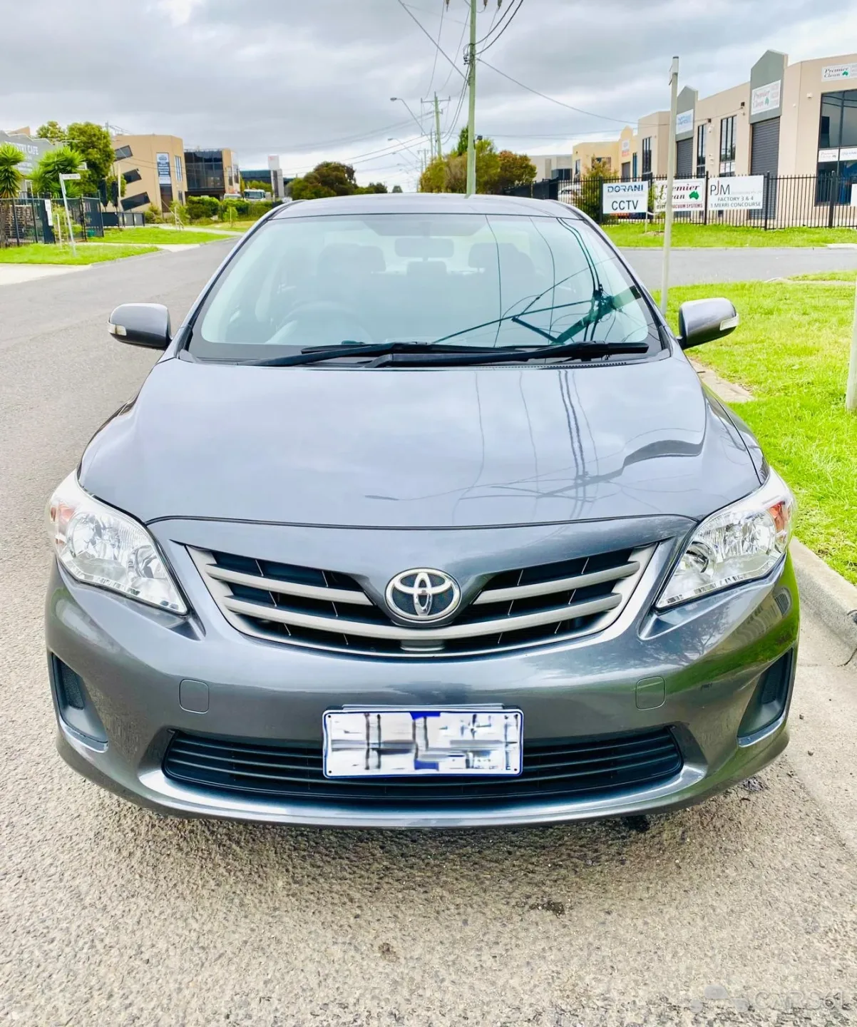 2011 Toyota Corolla — photo 1 of 19